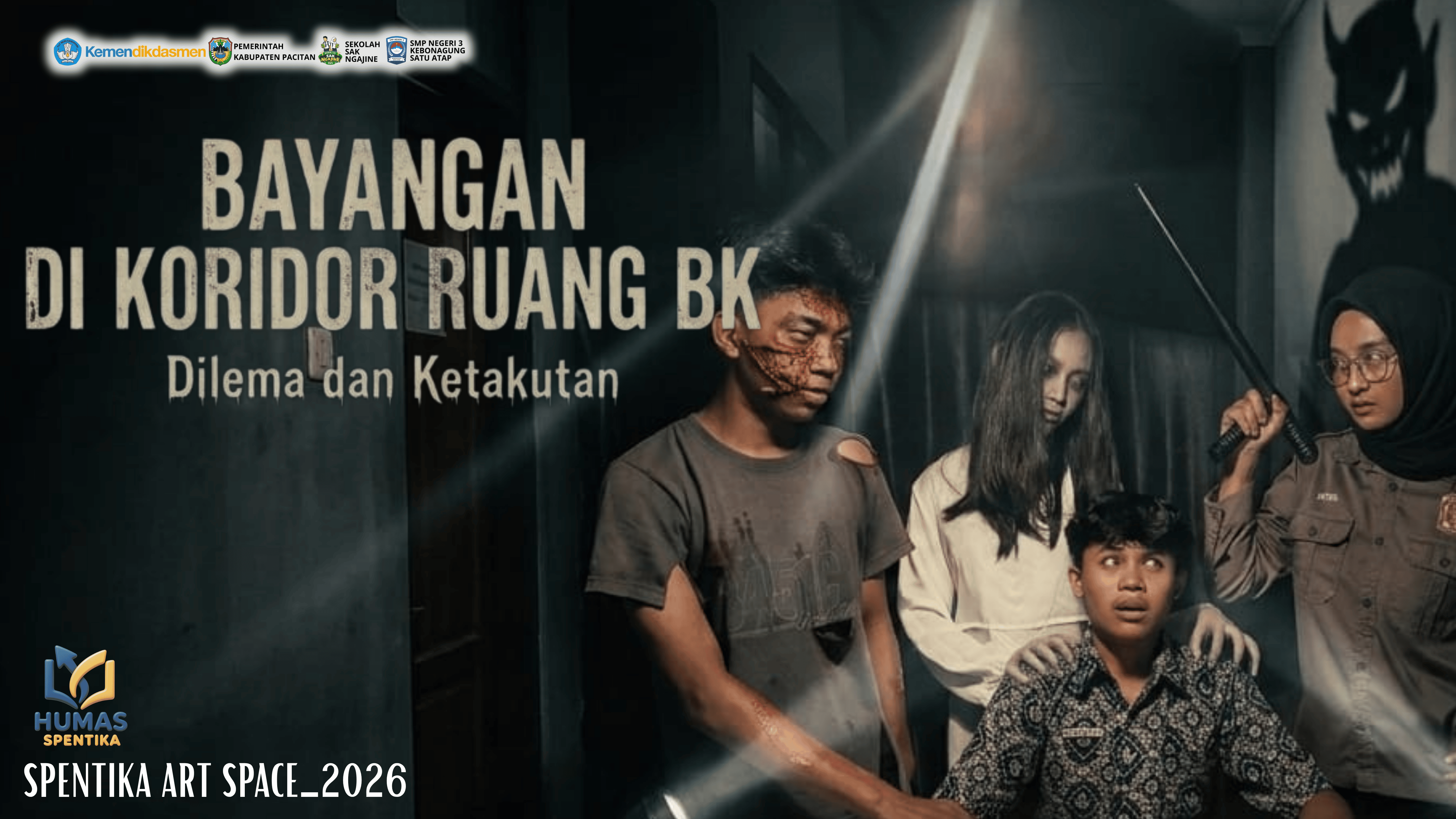 BAYANGAN DI KORIDOR RUANG BK